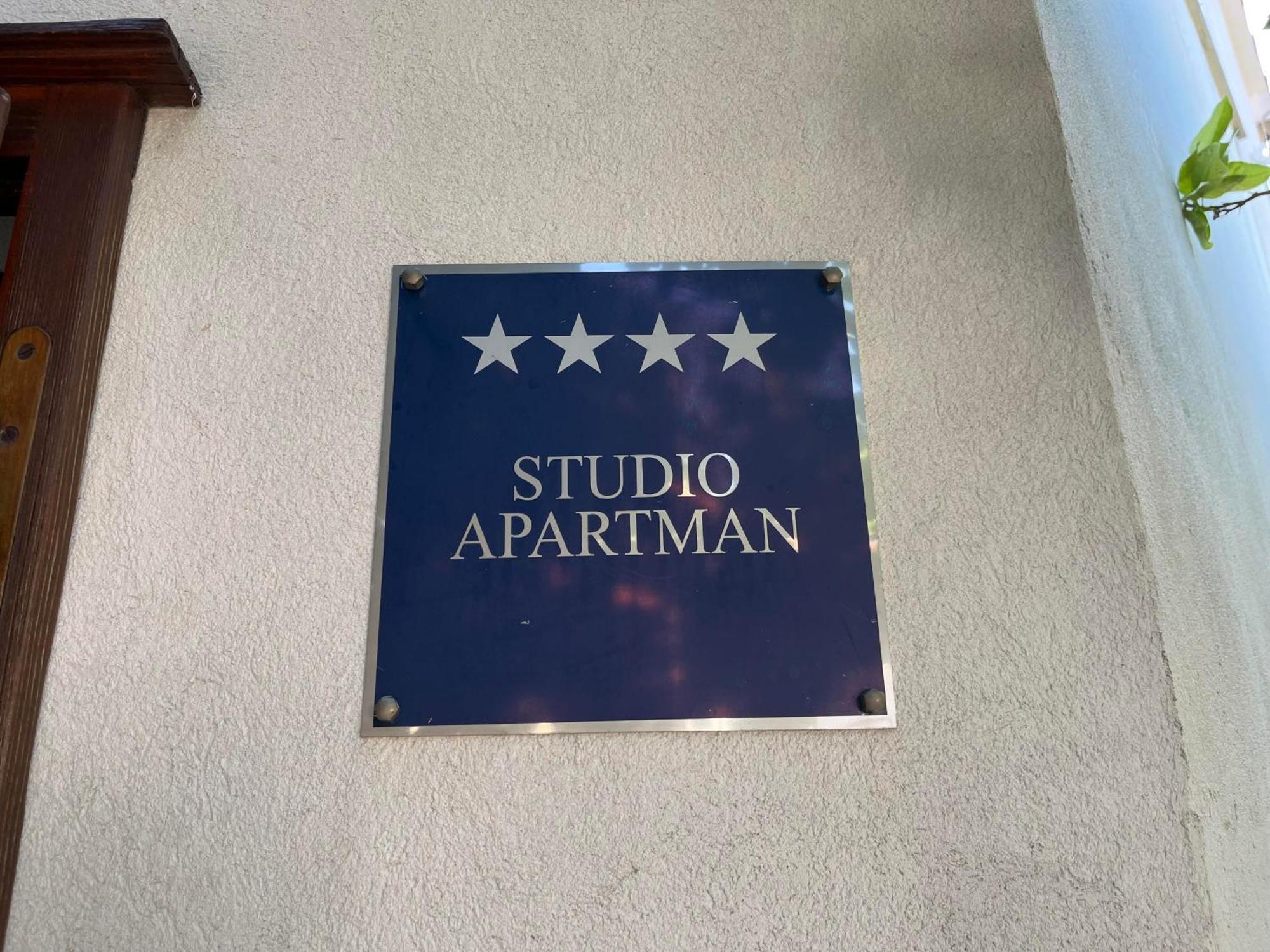 Apartman Mladenka Супетар Екстериор снимка