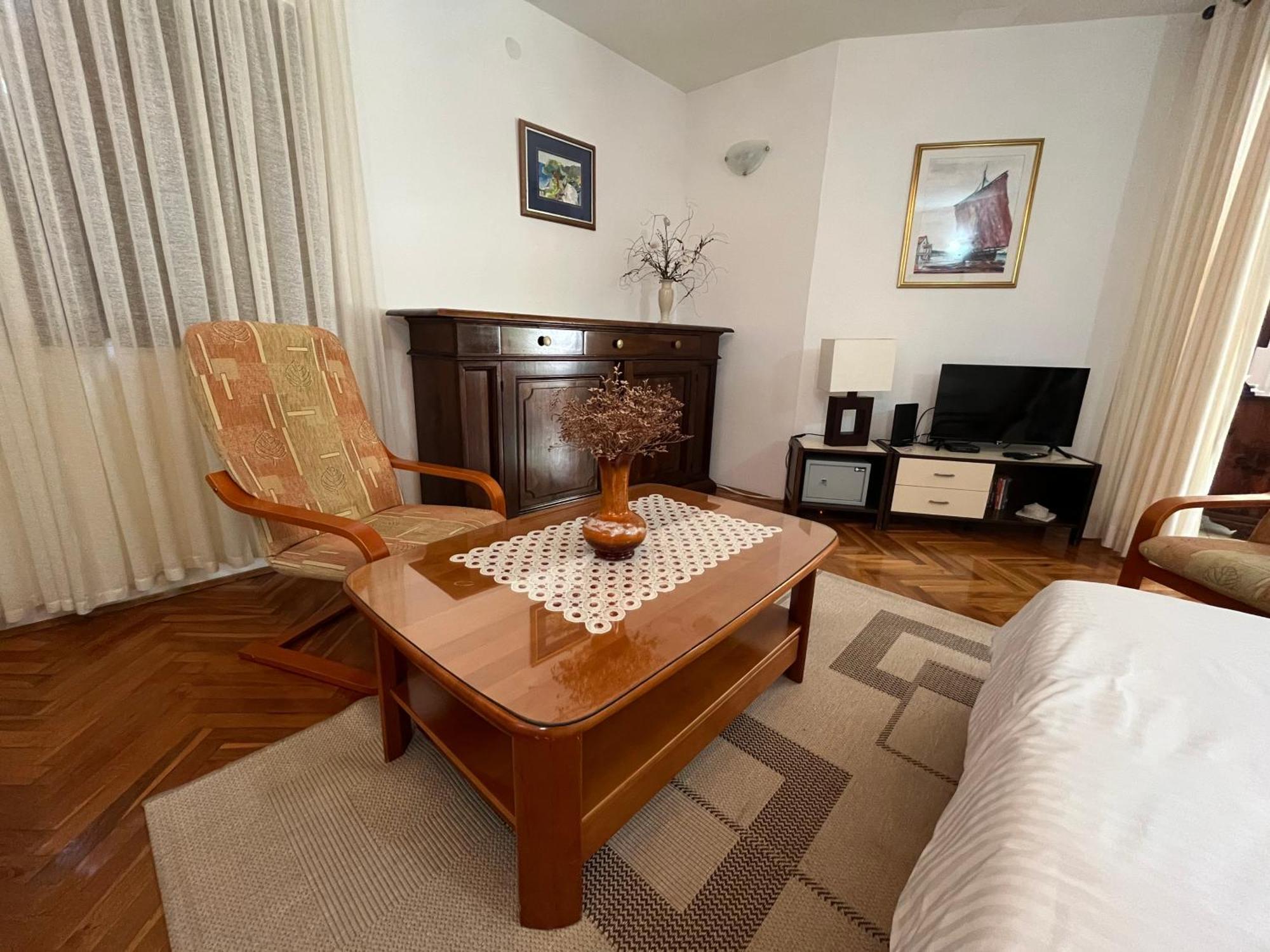 Apartman Mladenka Супетар Екстериор снимка