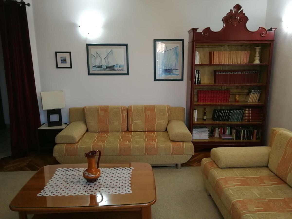 Apartman Mladenka Супетар Екстериор снимка