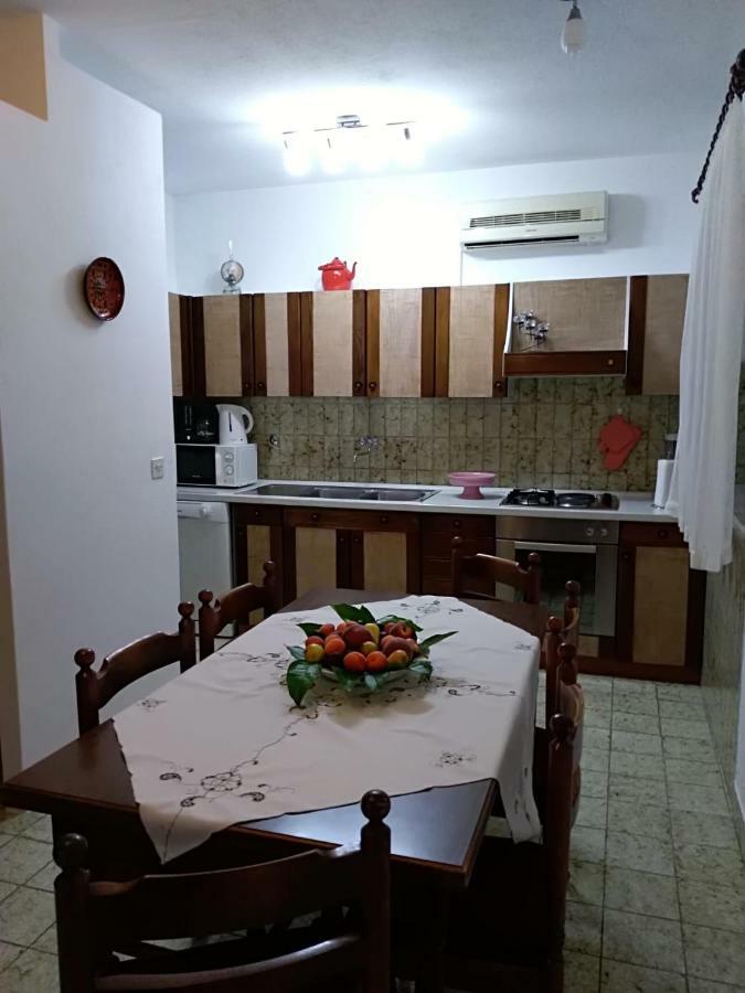 Apartman Mladenka Супетар Екстериор снимка